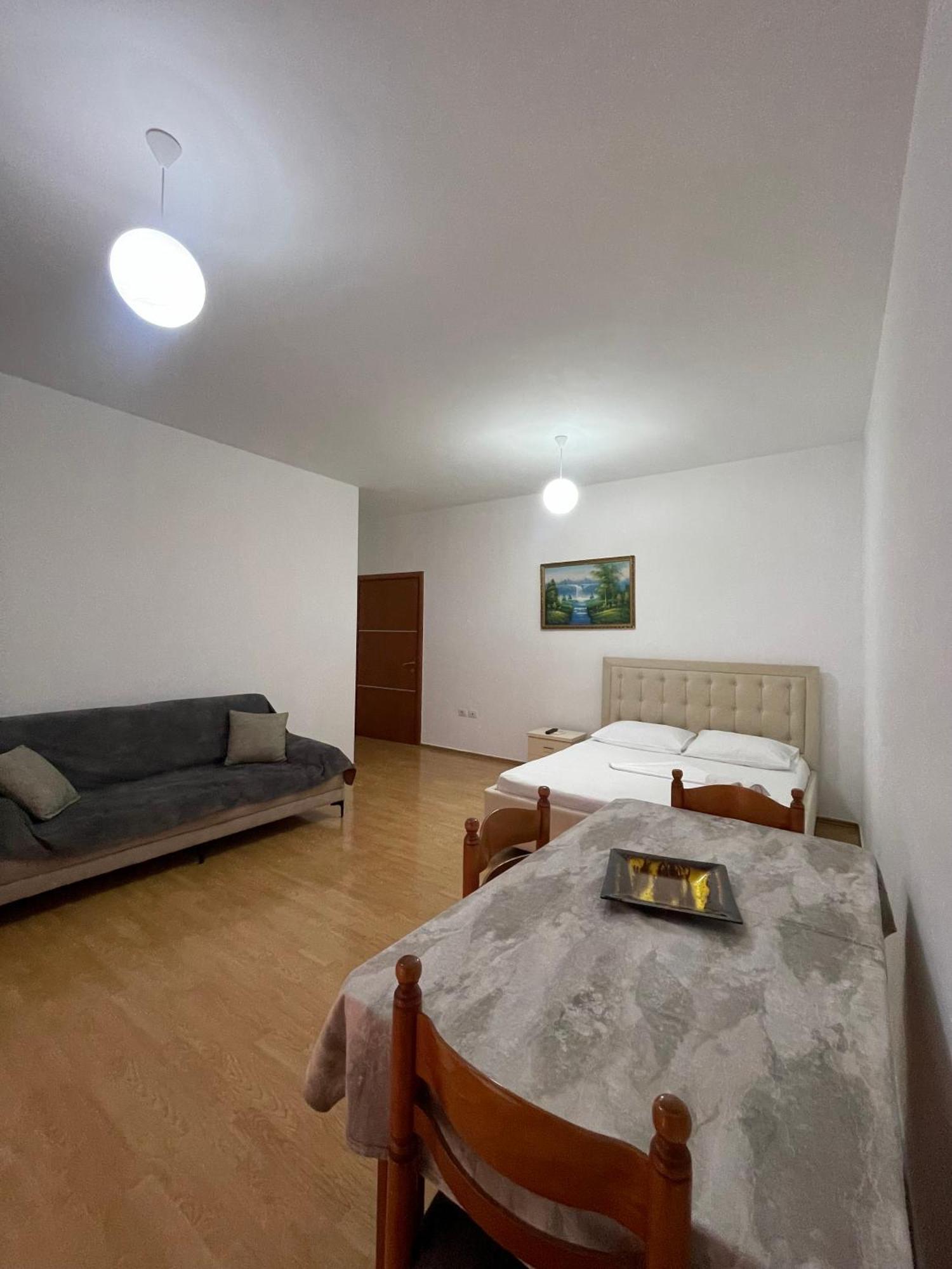 Keivi Guesthouse Саранда Экстерьер фото