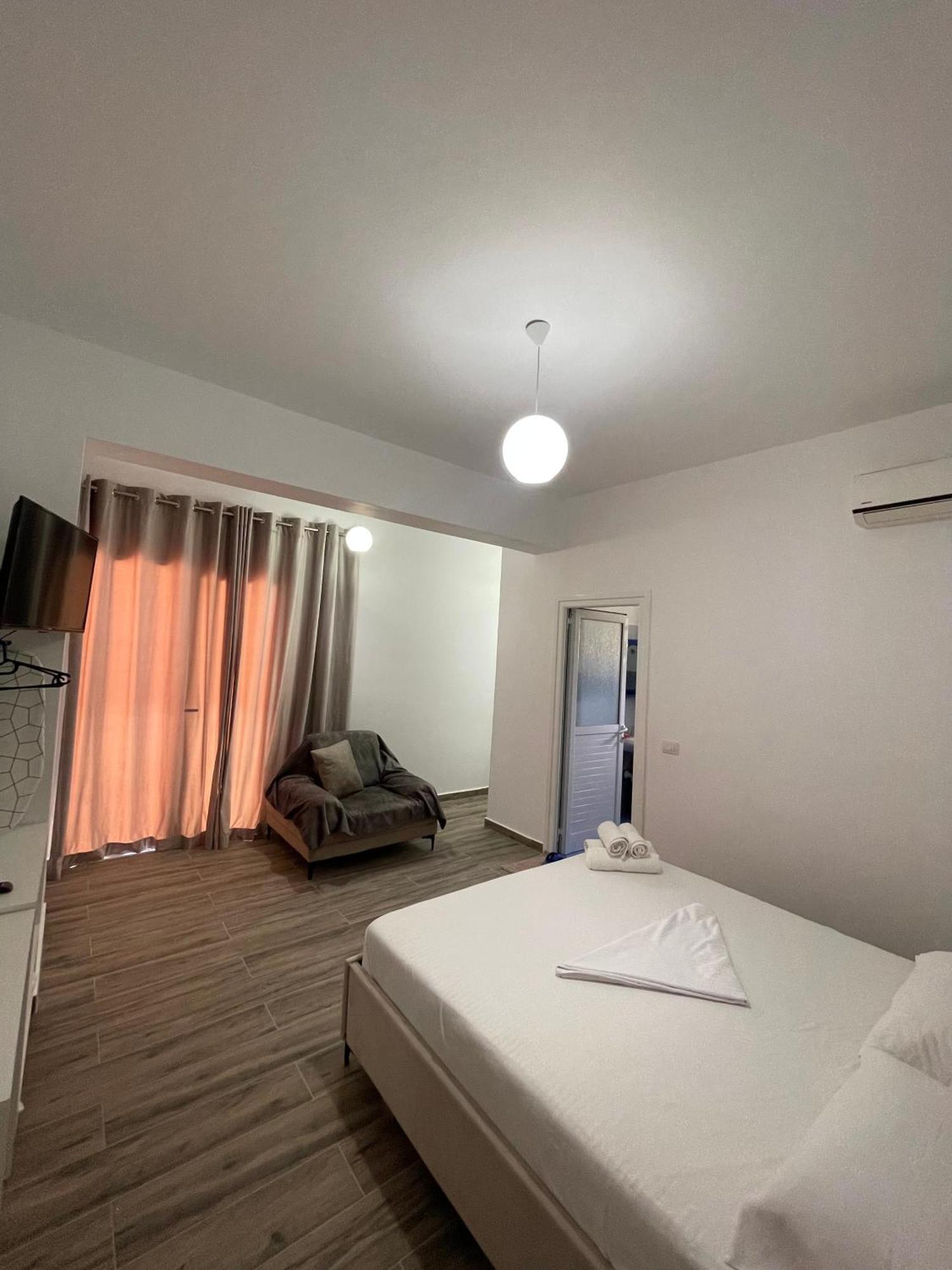 Keivi Guesthouse Саранда Экстерьер фото